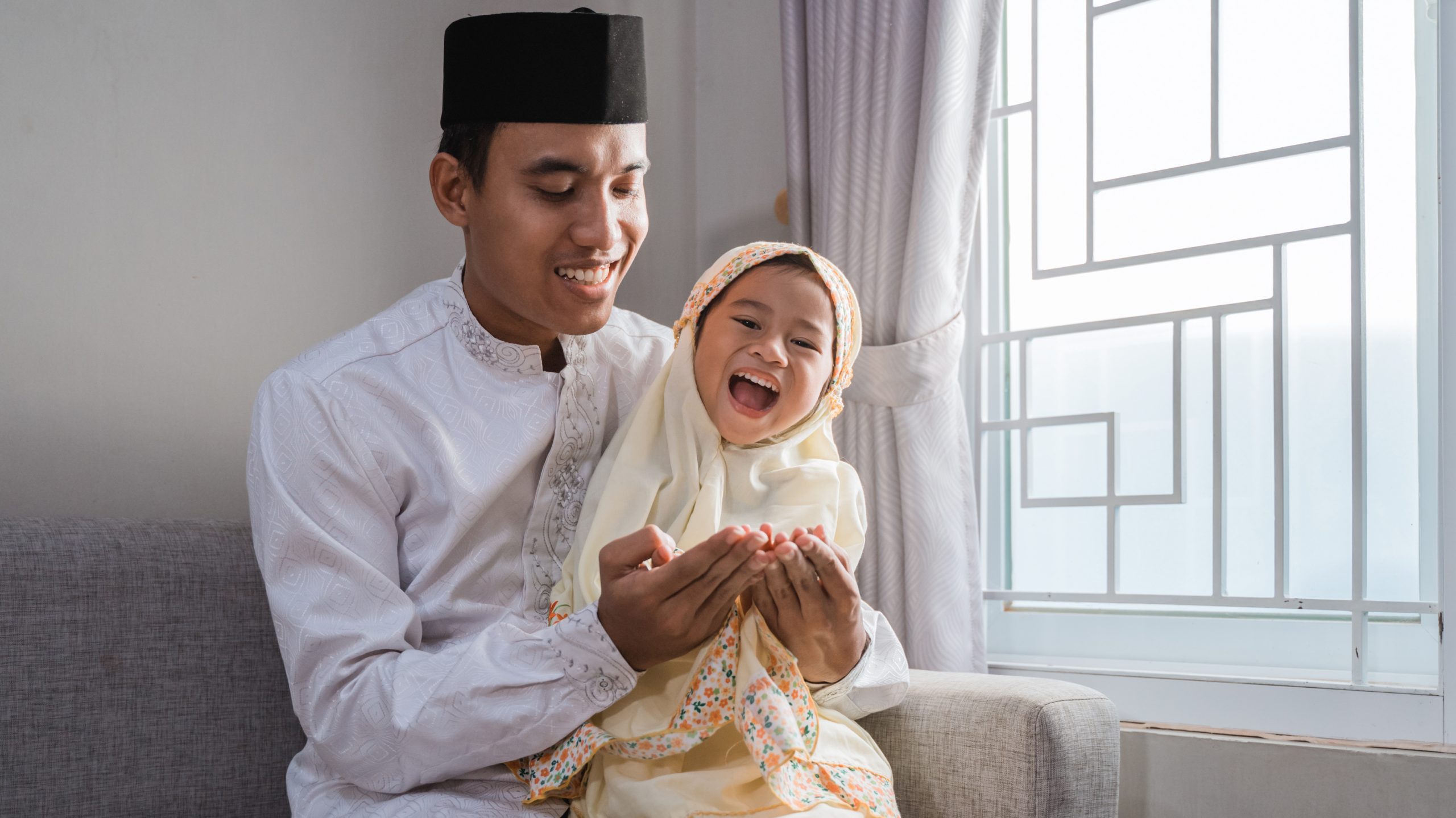 “HOW CAN I TEACH MY CHILD TO START FASTING? ARE THEY READY?”